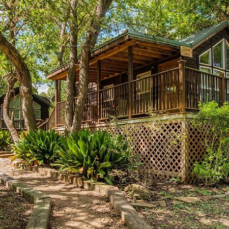 Pecan Cabin Fredericksburg Ngoại thất bức ảnh