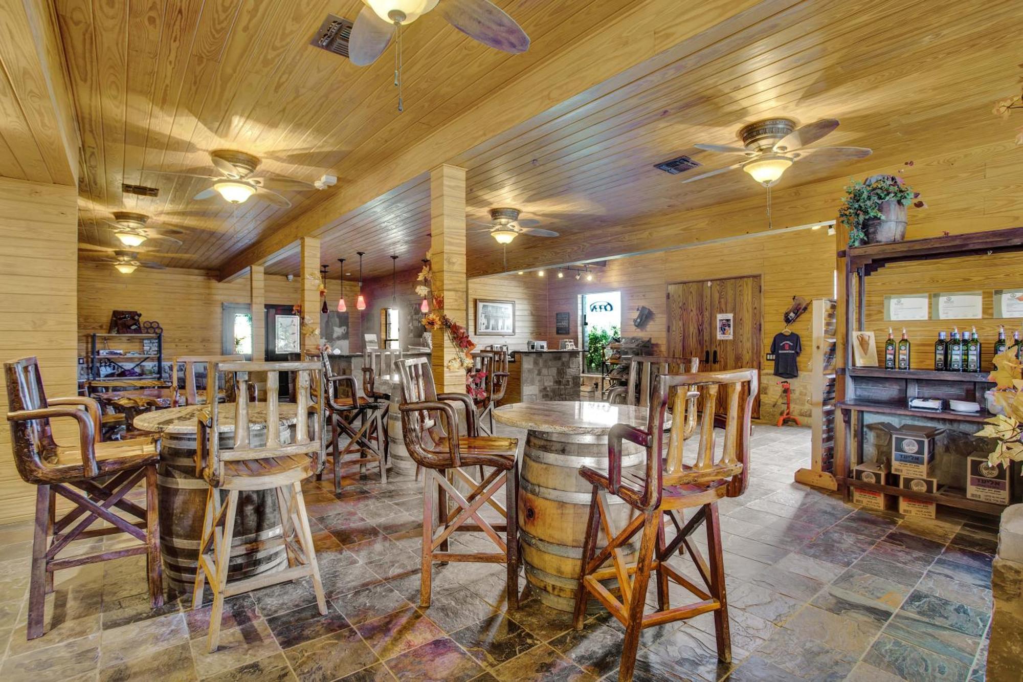 Pecan Cabin Fredericksburg Ngoại thất bức ảnh