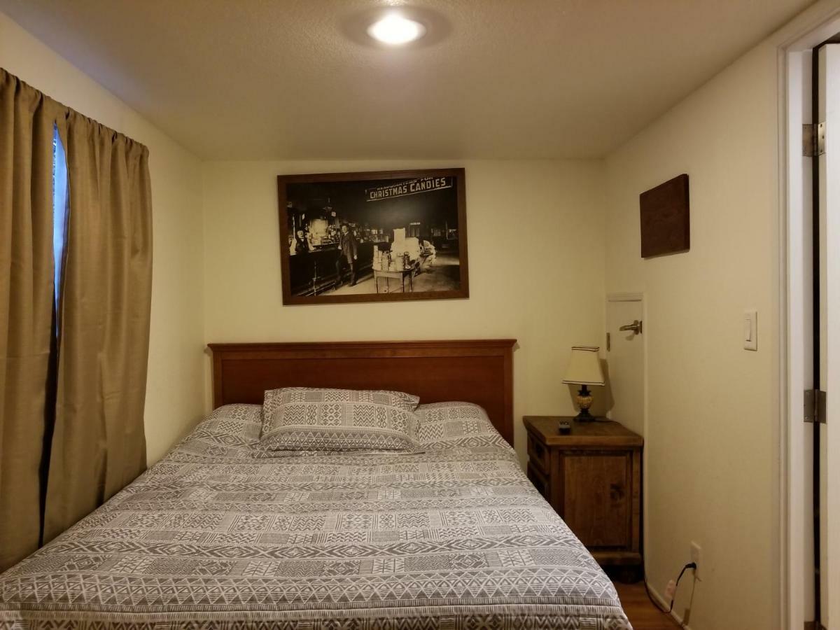 Pecan Cabin Fredericksburg Ngoại thất bức ảnh